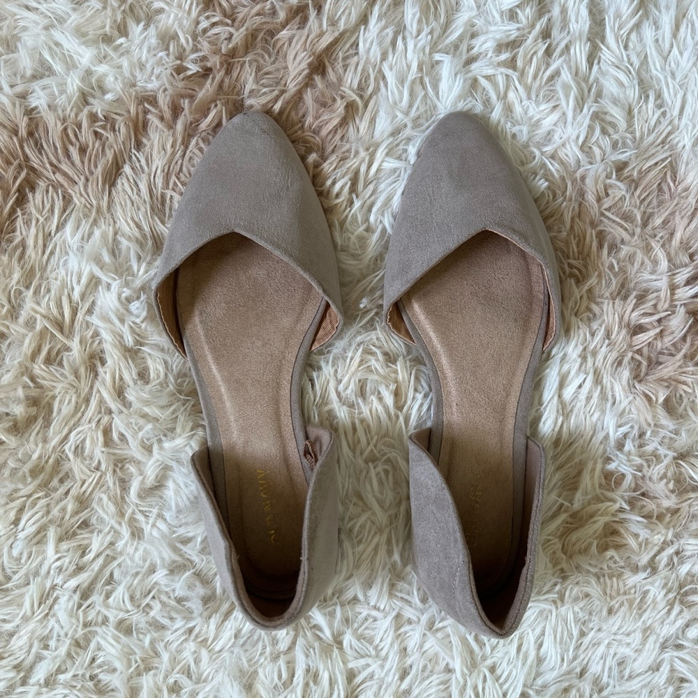 Pointed Toe Faux Suede Flats